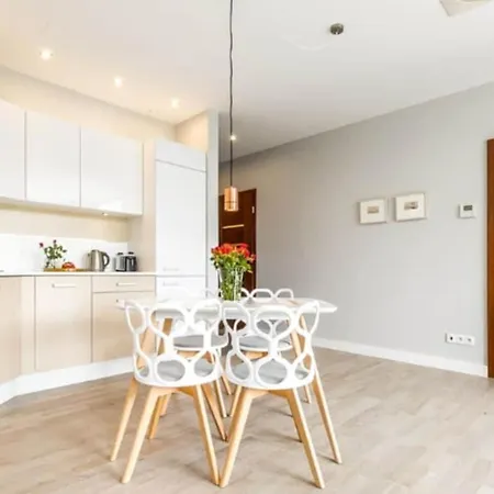 With 2 Bedrooms Apartmán *