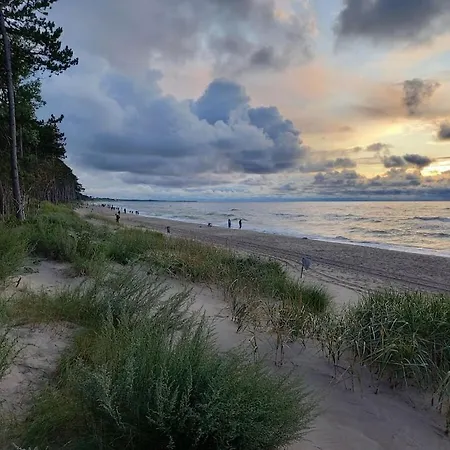 With 2 Bedrooms Apartmán