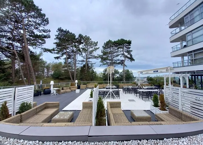 With 2 Bedrooms מיילנו